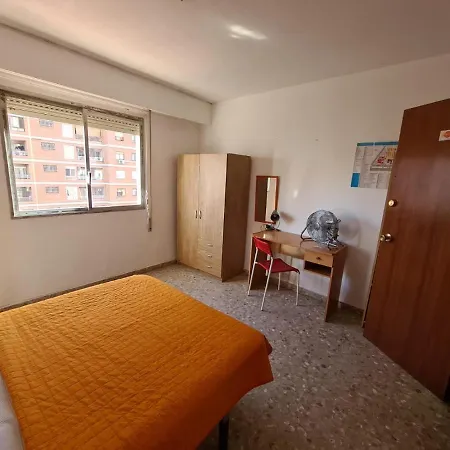Апартаменты Apartemento Grupo Amigo O Familias : Blasco Ibanez C Валенсия