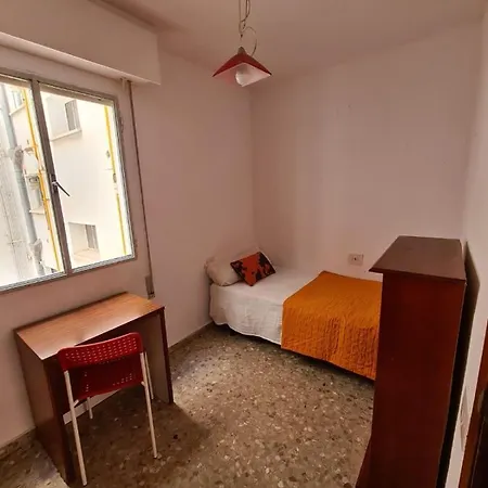 Apartemento Grupo Amigo O Familias : Blasco Ibanez C Апартаменты