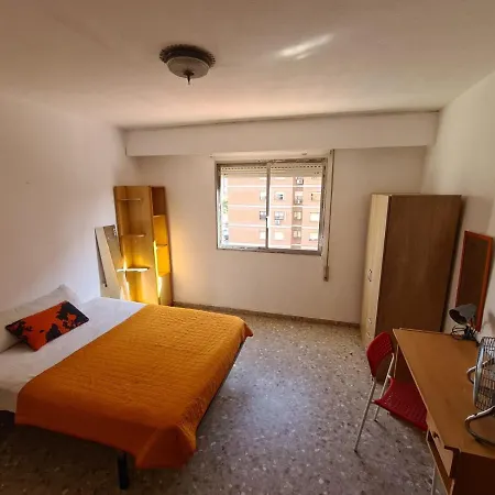 Apartemento Grupo Amigo O Familias : Blasco Ibanez C Апартаменты *